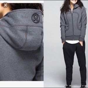 Grey Lulu Lemon zip up hoodie (MAKE AN OFFER!)
